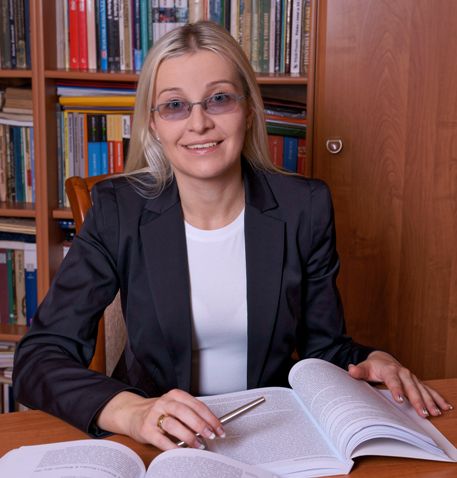 Dr Marta Milewska